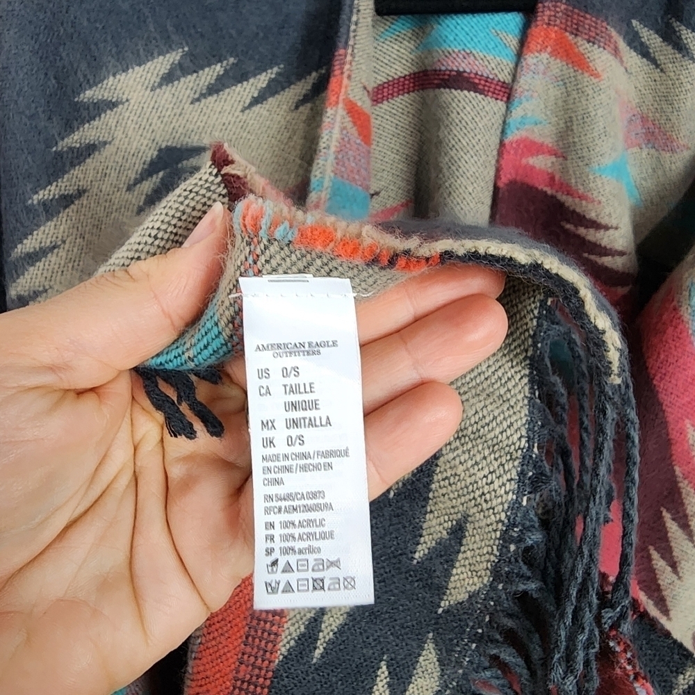 American Eagle Outfitters Aztec Print Poncho - Picture 3 of 5